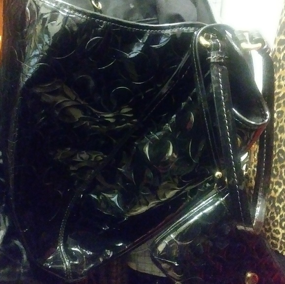 Authentic Coach Signature Tote - Picture 6 of 6